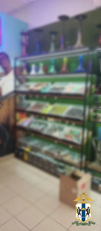 В Новосибирске полицейские пресекли реализацию контрафактной табачной продукции В Новосибирске полицейские пресекли реализацию контрафактной табачной продукции