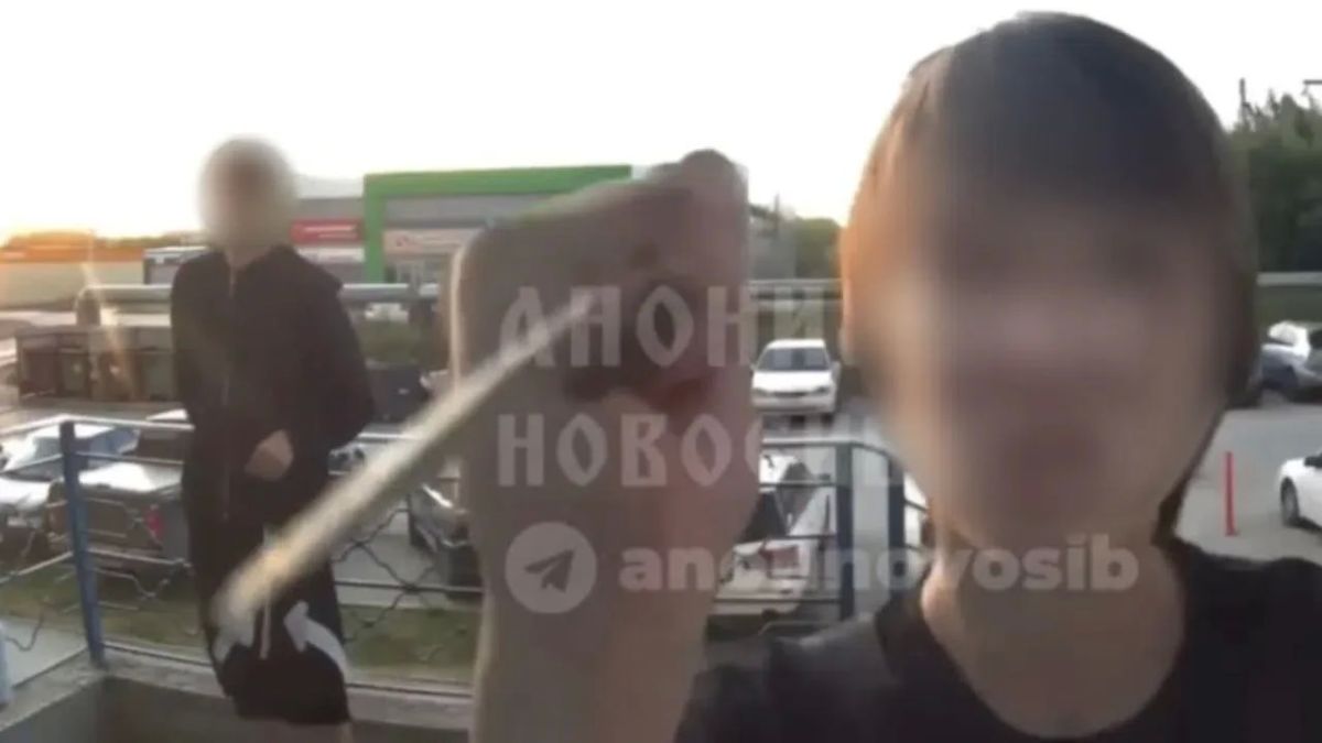 Подростки устроили погром в жилмассиве в Новосибирске