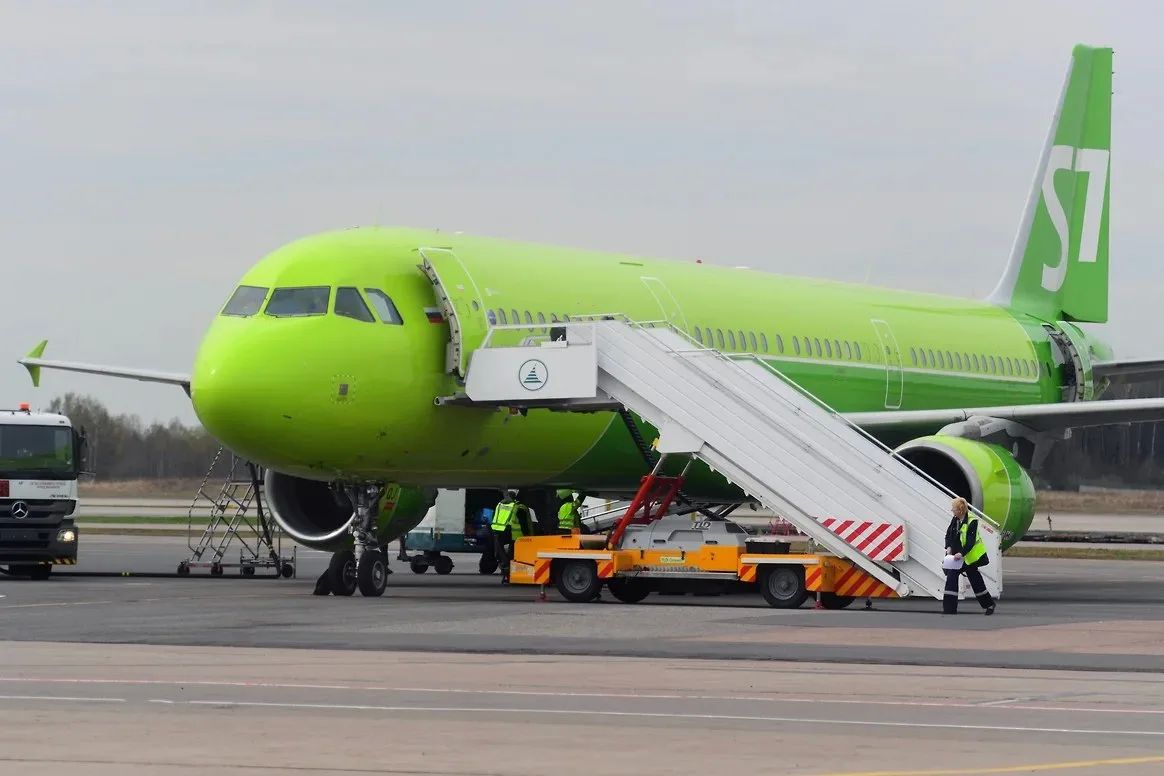 Airbus S7 по ошибке сел на строящуюся ВПП в аэропорту Махачкалы