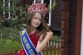 8-летнюю девочку из Новосибирской области признали самой красивой в Европе - во сколько обошлись ее наряды