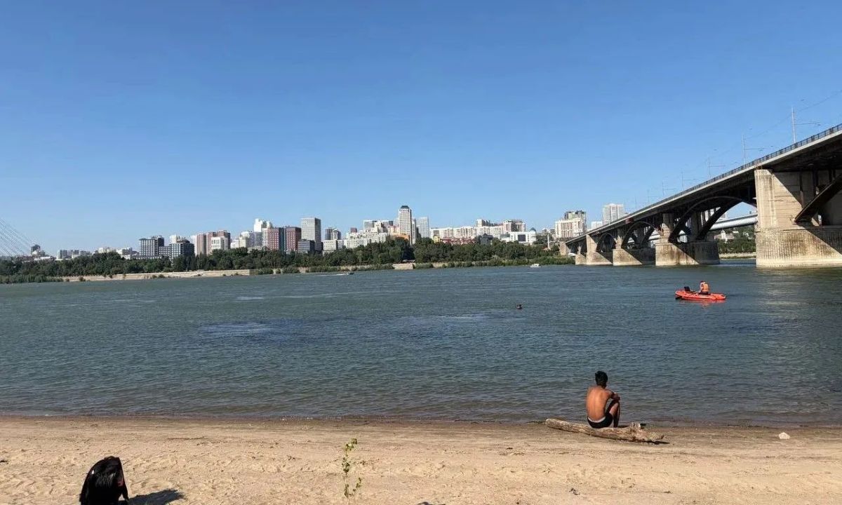 В Новосибирске устанавливаются обстоятельства утопления несовершеннолетнего мальчика