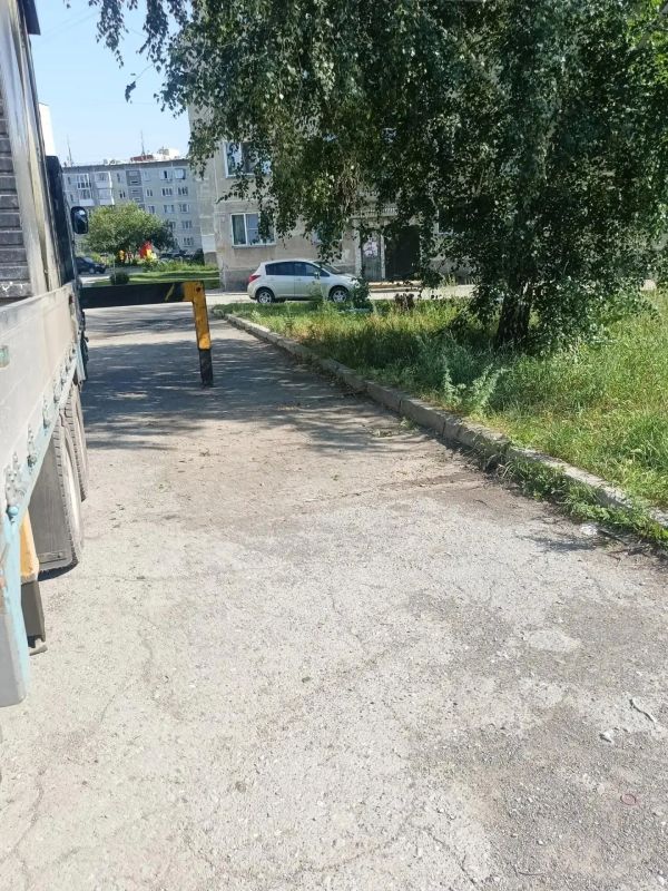 Ангар, контейнер и киоск демонтировали и вывезли с территории города на этой неделе Ангар, контейнер и киоск демонтировали и вывезли с территории города на этой неделе