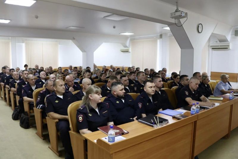 В Управлении МВД России по городу Новосибирску подвели итоги деятельности за первое полугодие 2026 года
