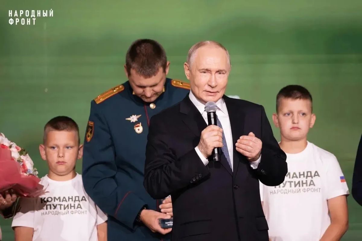 Новосибирцы представляют регион на форуме «Всё для Победы!» Новосибирцы представляют регион на форуме «Всё для Победы!»