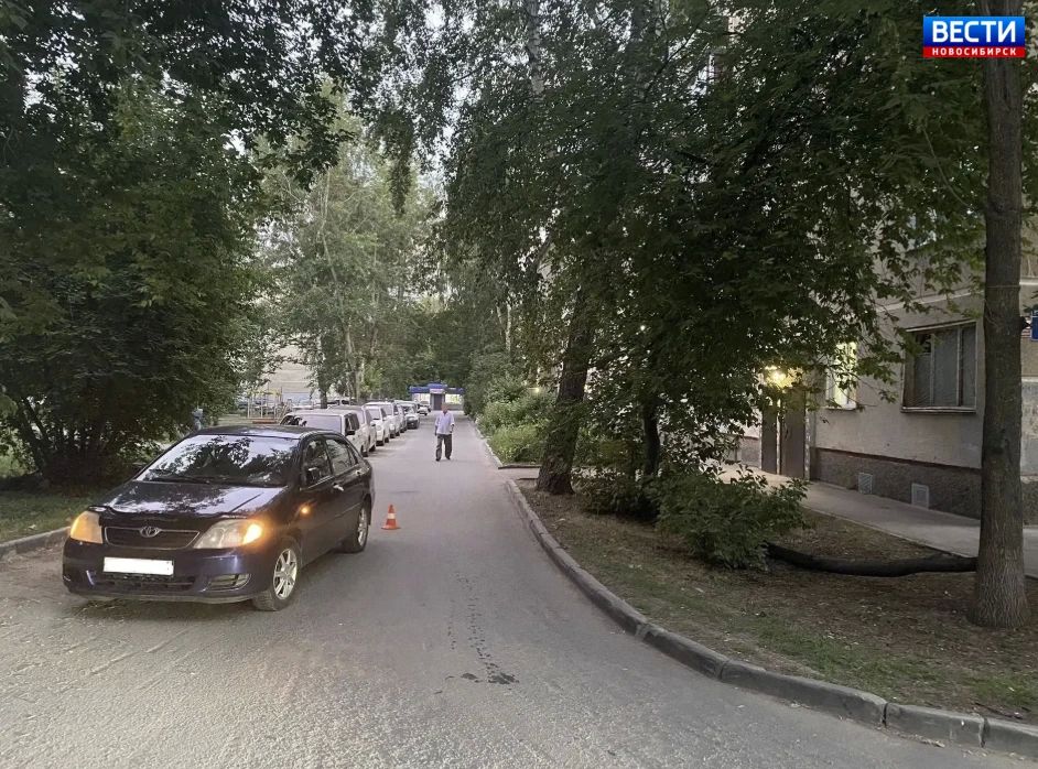 Вечером 15 июля в Кировском районе Новосибирска произошла авария