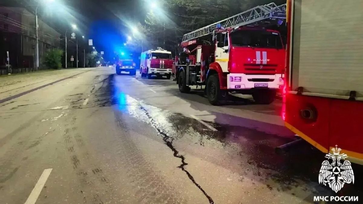 Пожарные спасли трёх человек