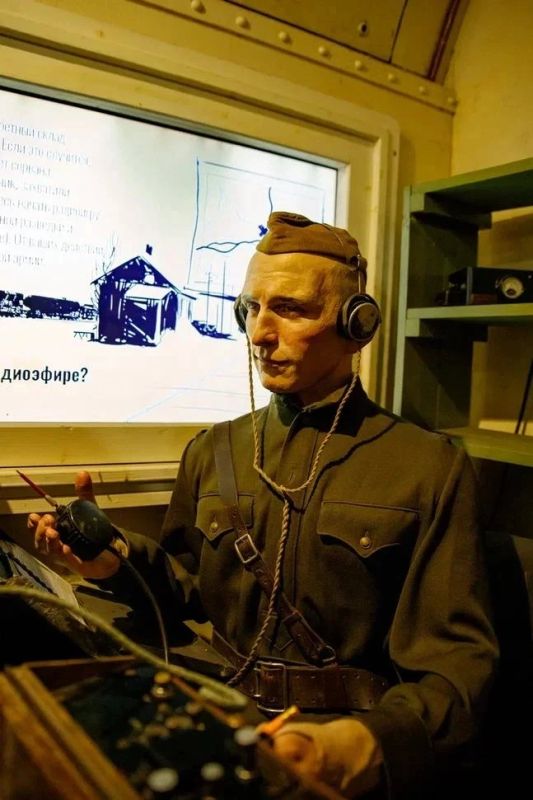 Тысяча новосибирцев посетила «Поезд Победы» в первый день его работы Тысяча новосибирцев посетила «Поезд Победы» в первый день его работы