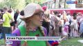 Заряд позитива. В Новосибирске впервые прошёл большой парад клоунов, приуроченный к их Международному дню