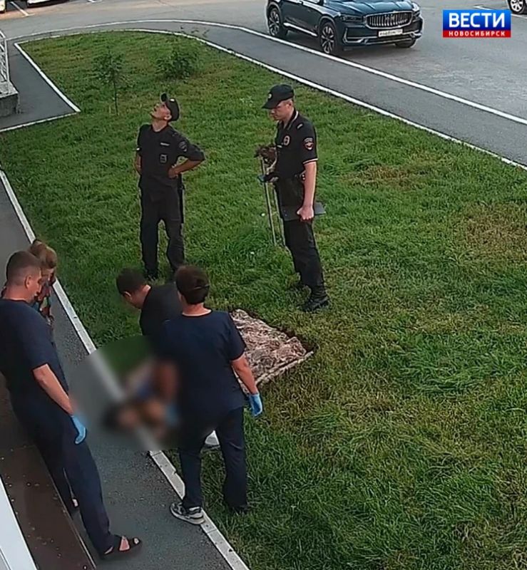 Нашли тело. В Ленинском районе Новосибирска местные жители обнаружили труп женщины