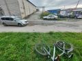 Автомобиль сбил мальчика за рулем велосипеда в Новосибирске