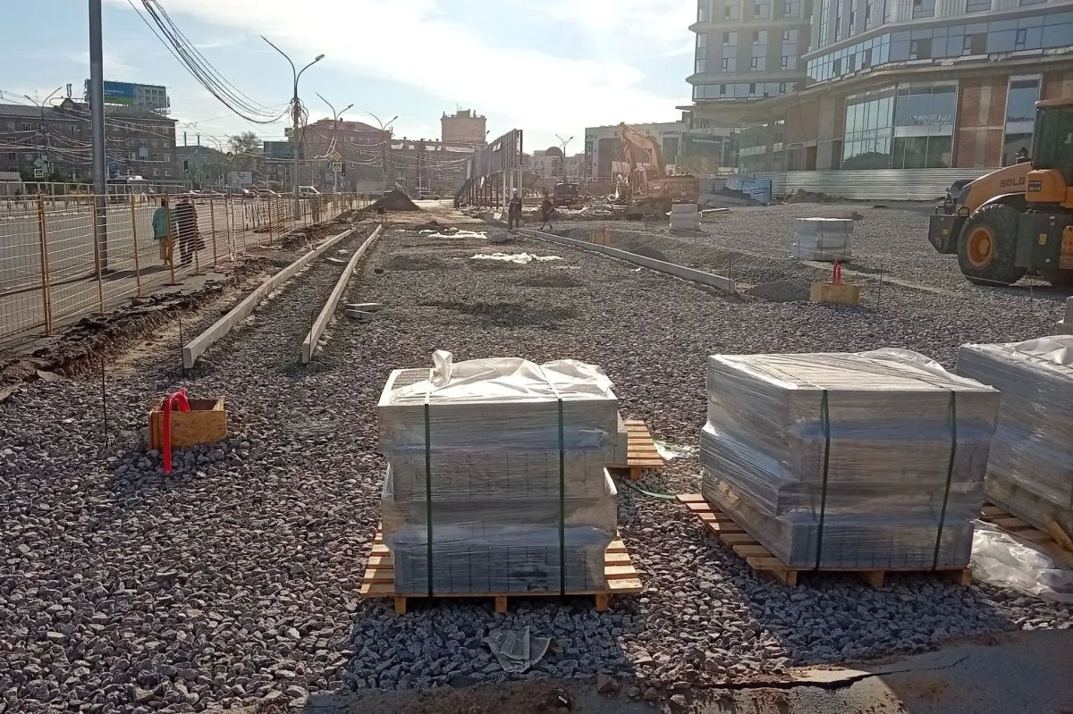У апарт-комплекса «Аэрон» на площади Маркса стартовало благоустройство У апарт-комплекса «Аэрон» на площади Маркса стартовало благоустройство