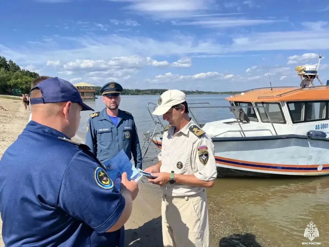 В Новосибирской области продолжаются усиленные патрулирования водоёмов В Новосибирской области продолжаются усиленные патрулирования водоёмов