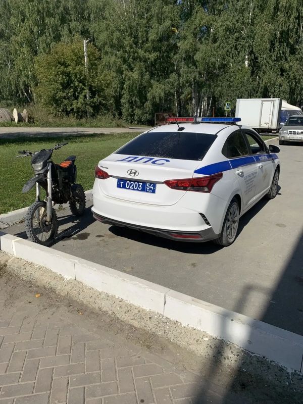 Сотрудники Госавтоинспекции продолжают выявлять несовершеннолетних, управляющих мототехникой без прав Сотрудники Госавтоинспекции продолжают выявлять несовершеннолетних, управляющих мототехникой без прав