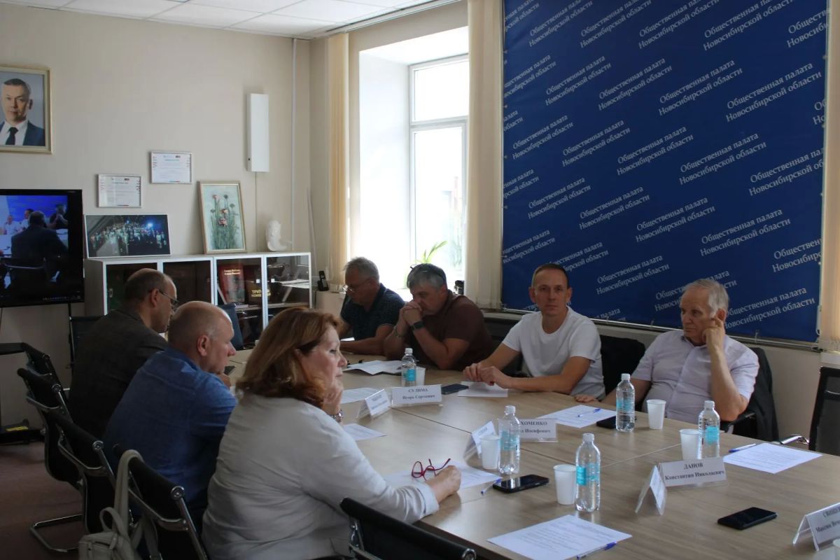 Комиссия Общественной палаты продолжает работу по общественному контролю Комиссия Общественной палаты продолжает работу по общественному контролю