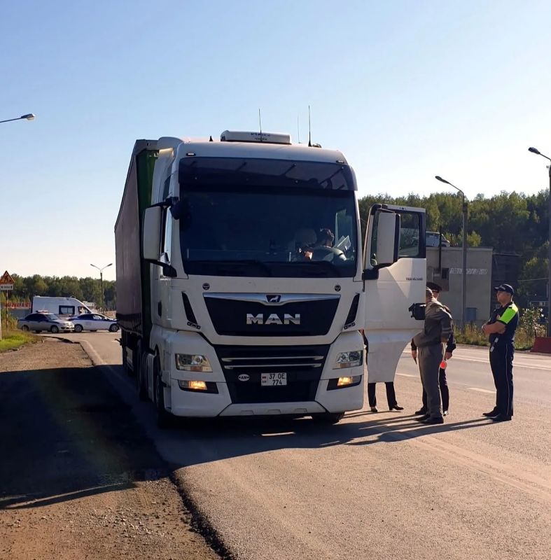 ПИТ-СТОП БЕЗОПАСНОСТИ: В Болотнинском районе прошло профилактическое мероприятие для водителей ПИТ-СТОП БЕЗОПАСНОСТИ: В Болотнинском районе прошло профилактическое мероприятие для водителей