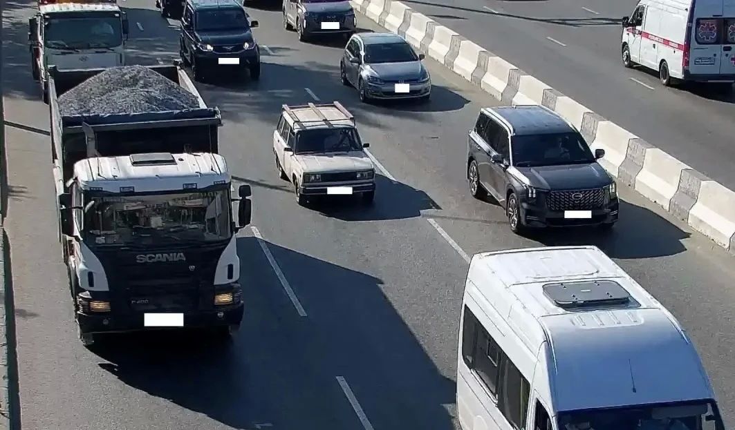 Максим Кудрявцев: В июне дал поручение усилить контроль за чистотой улиц в связи с участившимися жалобами на нерадивых перевозчиков, которые транспортируют грунт, стройматериалы с открытым кузовом и загрязняют наш город Максим Кудрявцев: В июне дал поручение усилить контроль за чистотой улиц в связи с участившимися жалобами на нерадивых перевозчиков, которые транспортируют грунт, стройматериалы с открытым кузовом и загрязняют наш город