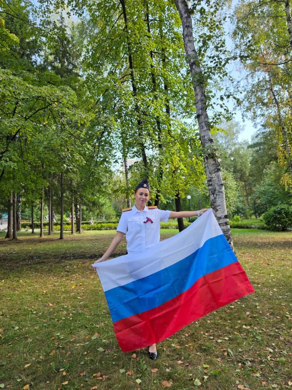 В Новосибирске сотрудники Восточного МСУТ СК России приняли участие в мероприятии «Мы под одним флагом!» В Новосибирске сотрудники Восточного МСУТ СК России приняли участие в мероприятии «Мы под одним флагом!»