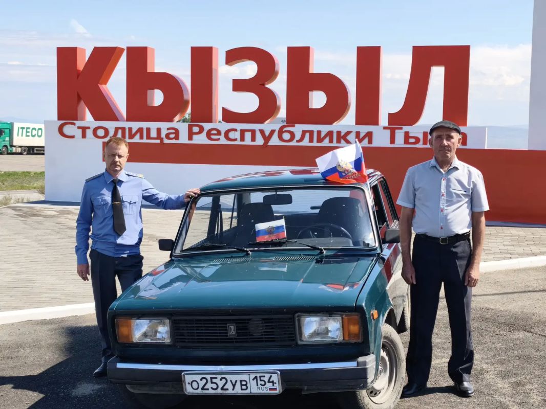 Ространснадзор организовал доставку служебных автомобилей для бойцов в зону СВО Ространснадзор организовал доставку служебных автомобилей для бойцов в зону СВО