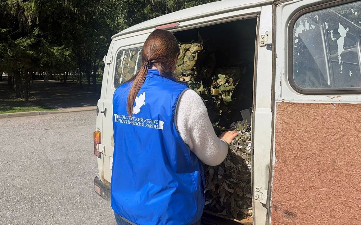 Волонтеры Новосибирской области собрали дополнительную помощь для бойцов на передовой Волонтеры Новосибирской области собрали дополнительную помощь для бойцов на передовой