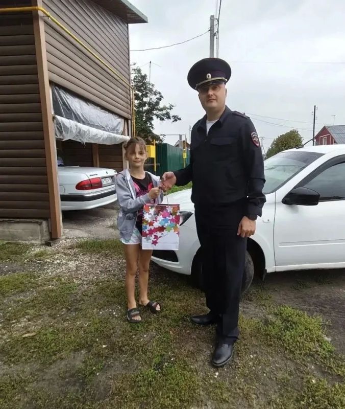 В Ордынском районе сотрудники полиции приняли участие во Всероссийской акции «Помоги пойти учиться» В Ордынском районе сотрудники полиции приняли участие во Всероссийской акции «Помоги пойти учиться»