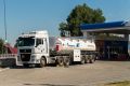На 300 тонн ежедневно увеличен лимит поставок топлива на АЗС в Новосибирск
