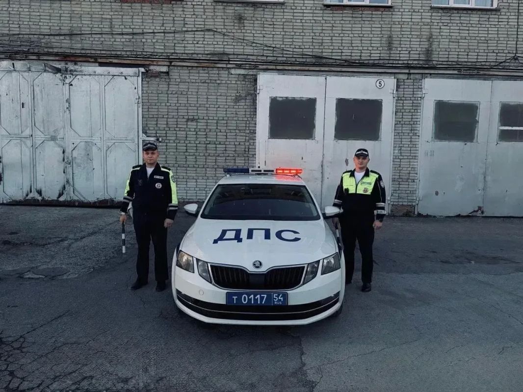«Спасибо, полицейский!». Жительница Новосибирска выразила благодарность сотрудникам дорожно-патрульной службы Госавтоинспекции за профессионализм и уважительное отношение к гражданам «Спасибо, полицейский!». Жительница Новосибирска выразила благодарность сотрудникам дорожно-патрульной службы Госавтоинспекции за профессионализм и уважительное отношение к гражданам