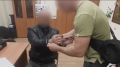 Протиснуться через флюиды контрафакта! В Новосибирске горожан атакуют продавцы нелегального парфюма