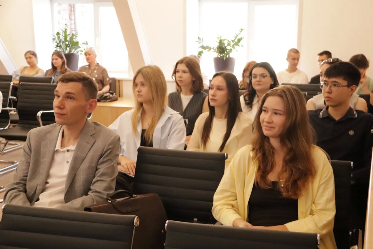 Клуб избирателей продолжает работу Клуб избирателей продолжает работу