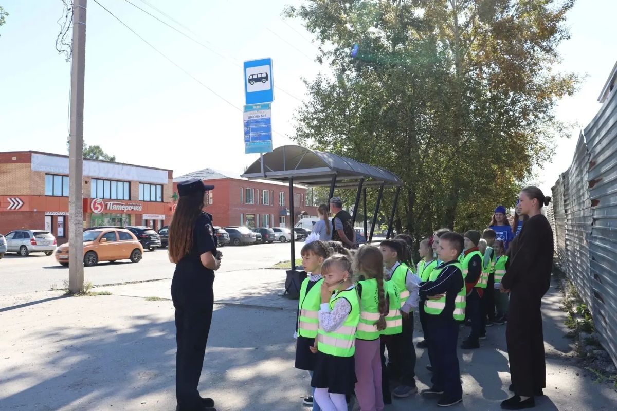 В Сузунском муниципальном округе проведена профилактическая пешеходная экскурсия по изучению правил дорожного движения В Сузунском муниципальном округе проведена профилактическая пешеходная экскурсия по изучению правил дорожного движения