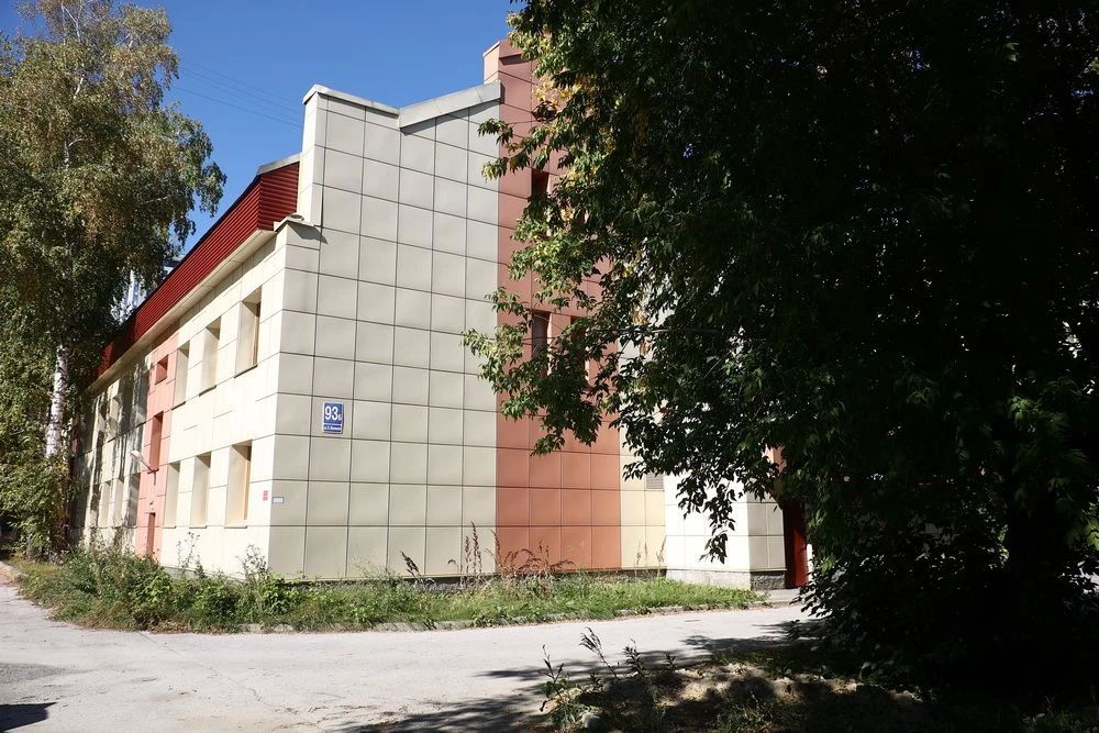 Под строительство высотки хотят снести офисное здание в центре Новосибирска Под строительство высотки хотят снести офисное здание в центре Новосибирска