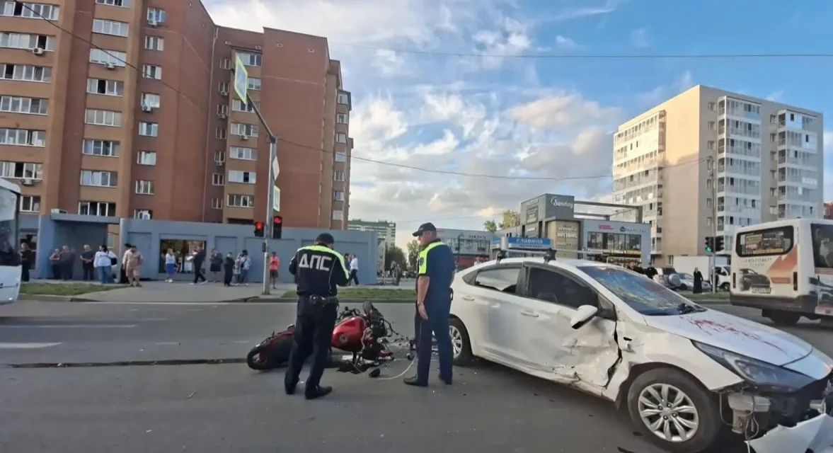 Внимание На территории Октябрьского района в результате ДТП погиб мотоциклист Внимание На территории Октябрьского района в результате ДТП погиб мотоциклист