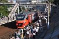 С 14 сентября 2026 года пассажиры новосибирских пригородных электропоездов, имеющие региональную льготу на проезд, могут оформить разовый билет по микропроцессорной пластиковой карте «Социальной карта»
