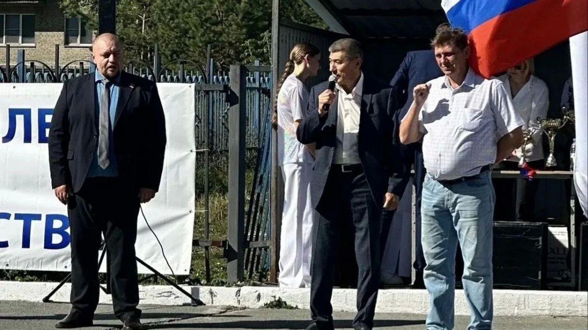 Водители автобусов продемонстрировали профессиональные навыки на региональном конкурсе в Новосибирске Водители автобусов продемонстрировали профессиональные навыки на региональном конкурсе в Новосибирске