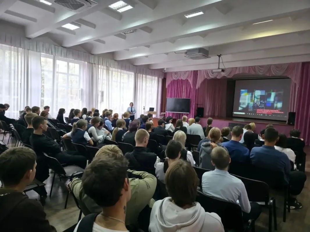 В Новосибирске продолжается реализация полицейскими проекта по гражданско-патриотическому и духовно-нравственному воспитанию детей и подростков