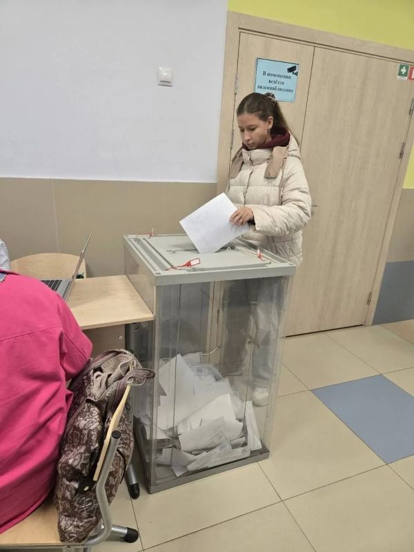 Как молодёжь участвует в организации выборов? Как молодёжь участвует в организации выборов?