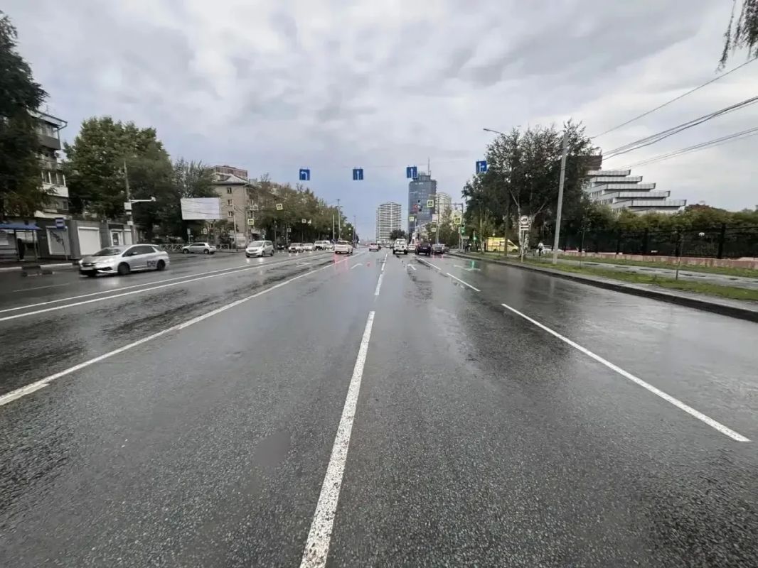 «Стояла на дороге». В Новосибирске насмерть сбили пешехода «Стояла на дороге». В Новосибирске насмерть сбили пешехода