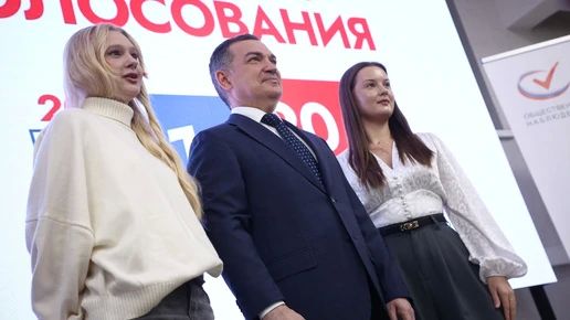 Мэр Кудрявцев посетил центр видеонаблюдения за выборами в Новосибирске