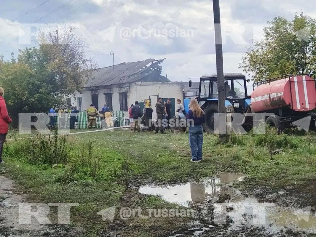 «Нашёл ребёнка в темноте на ощупь, сам надышался дыма тоже, но главное, что он живой» «Нашёл ребёнка в темноте на ощупь, сам надышался дыма тоже, но главное, что он живой»