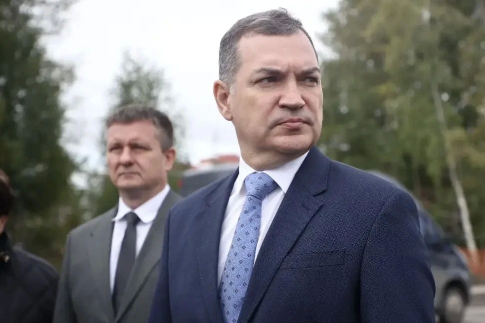 Максим Кудрявцев: Оценил комплексное благоустройство прилегающей территории к новой поликлинике № 13 в Кировском районе Максим Кудрявцев: Оценил комплексное благоустройство прилегающей территории к новой поликлинике № 13 в Кировском районе