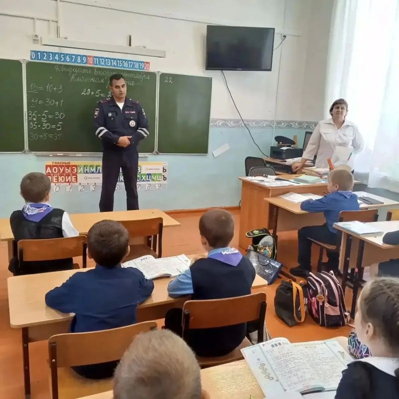В Новосибирской области полицейские провели профилактическое мероприятие для школьников В Новосибирской области полицейские провели профилактическое мероприятие для школьников