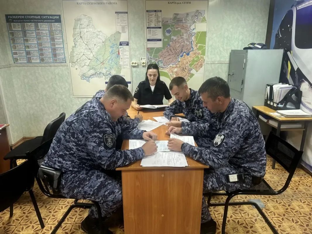 Инспектор по исполнению административного законодательства Госавтоинспекции провела занятие с сотрудниками Росгвардии