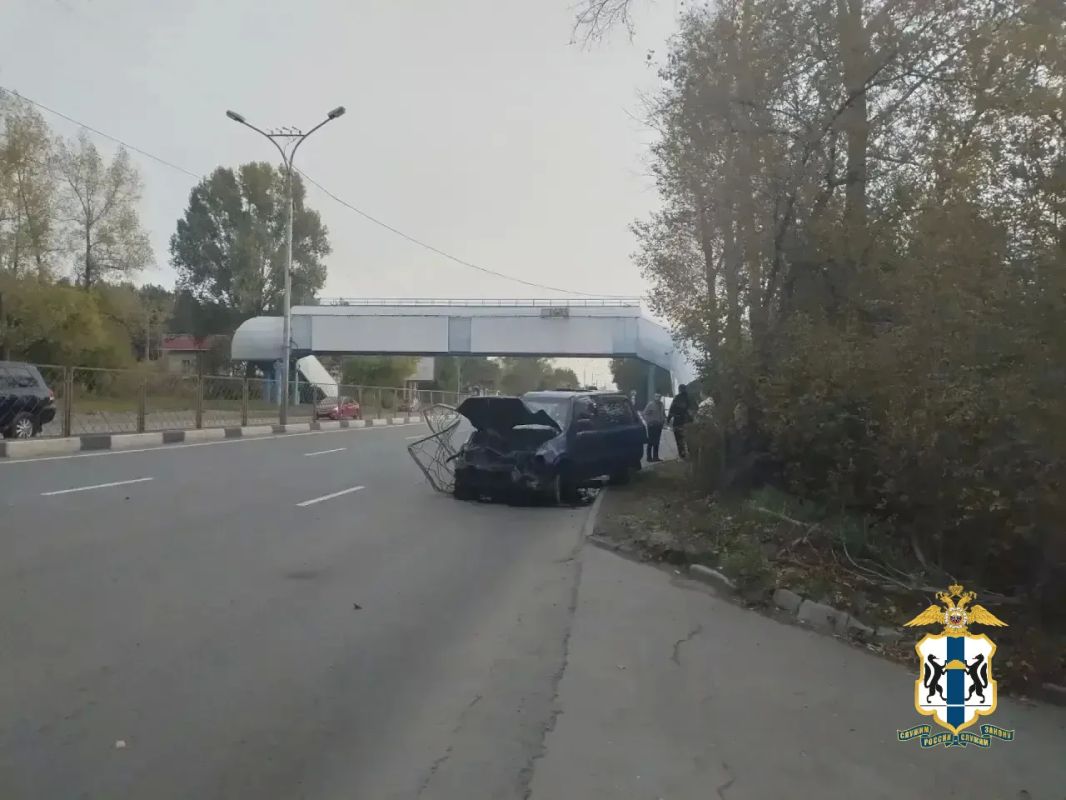 В Новосибирске сотрудниками Госавтоинспекции устанавливаются обстоятельства ДТП, в котором пострадали 5 человек В Новосибирске сотрудниками Госавтоинспекции устанавливаются обстоятельства ДТП, в котором пострадали 5 человек
