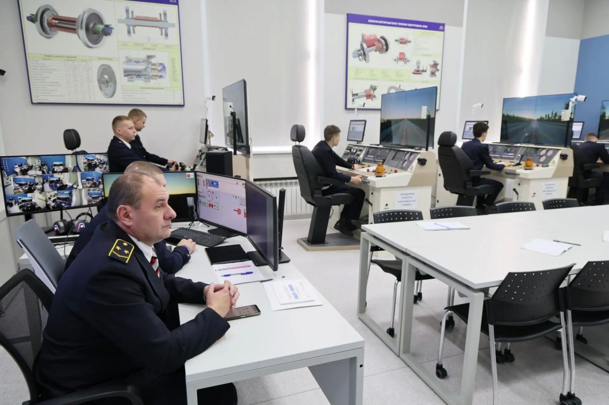 Самый современный в стране кластер железнодорожного образования открыт в Новосибирской области Самый современный в стране кластер железнодорожного образования открыт в Новосибирской области