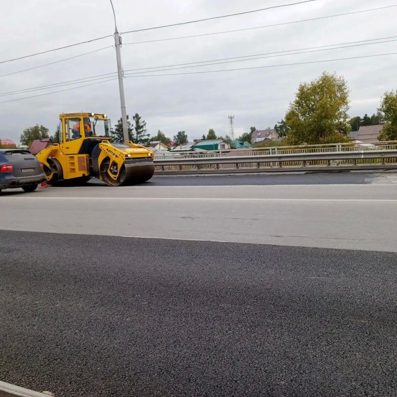 На эстакаде по ул. Кирова заменено асфальтобетонное покрытие На эстакаде по ул. Кирова заменено асфальтобетонное покрытие