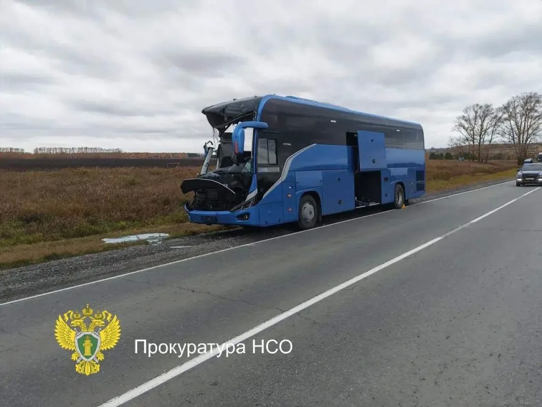По данным Минздрава Новосибирской области, один человек погиб, ещё один пострадавший находится в тяжёлом состоянии