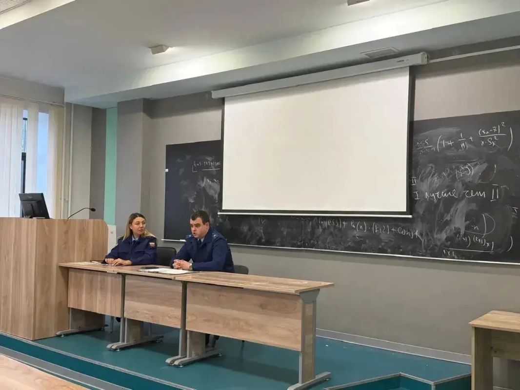 Органами прокуратуры продолжается работа по профориентации учащихся высших учебных заведений Органами прокуратуры продолжается работа по профориентации учащихся высших учебных заведений