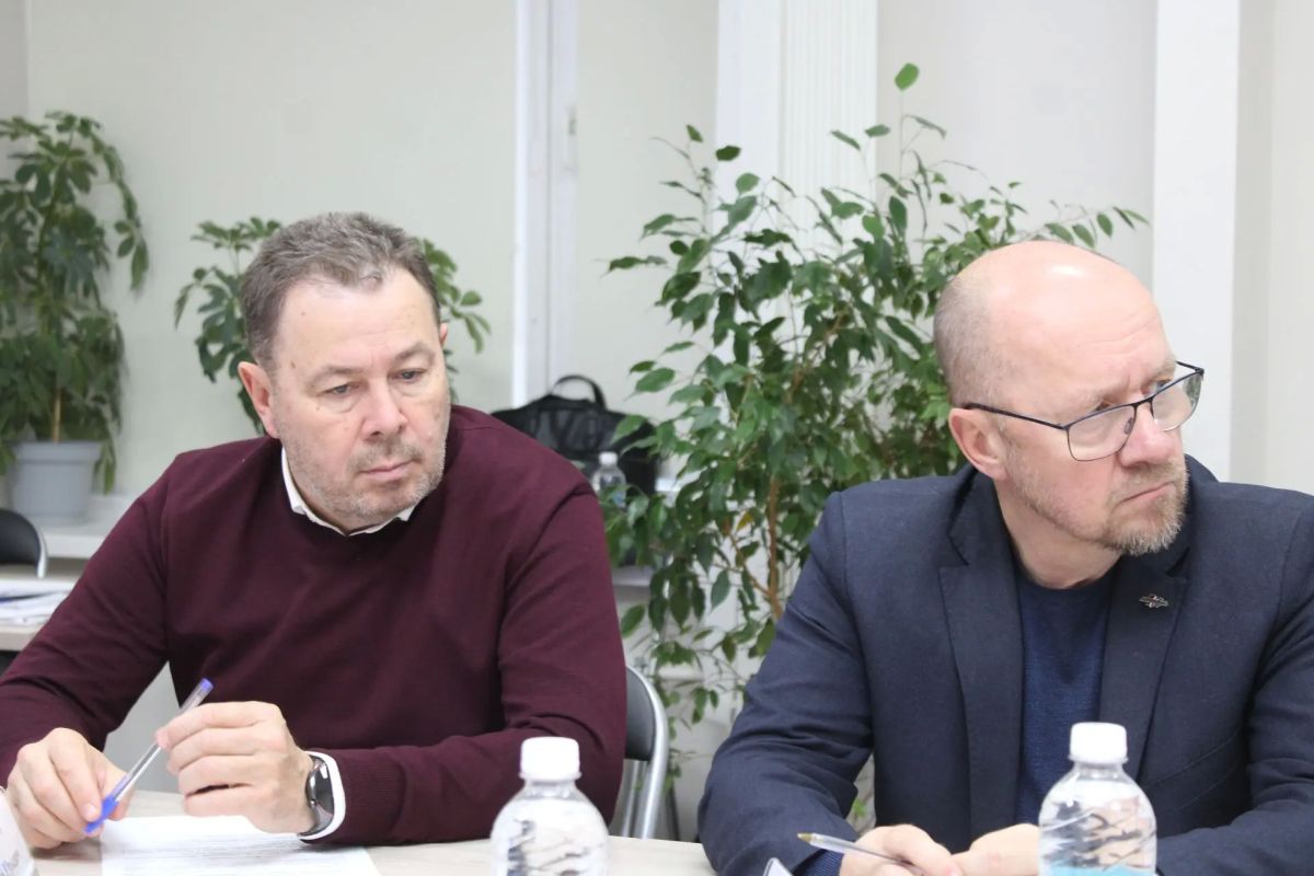 Комиссия по общественному контролю, общественной экспертизе, взаимодействию с общественными советами и ОНК провела заседание Комиссия по общественному контролю, общественной экспертизе, взаимодействию с общественными советами и ОНК провела заседание