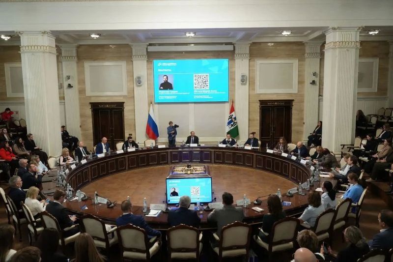 Представители ГУ МВД России по Новосибирской области и член Общественного совета приняли участие в «Сибирской юридической неделе» Представители ГУ МВД России по Новосибирской области и член Общественного совета приняли участие в «Сибирской юридической неделе»