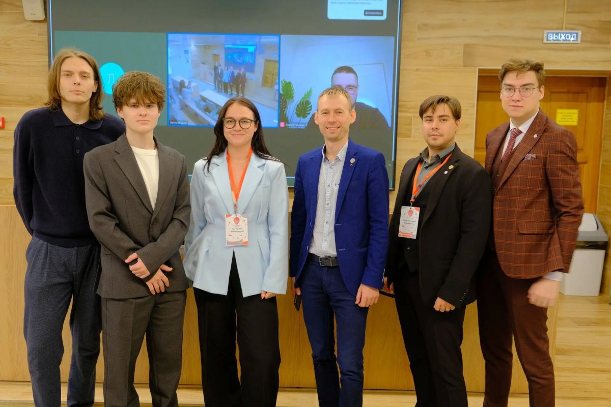 ВСМ Китая, способы оплаты проезда в пригородных поездах и инновационные разработки мостов: в СГУПС прошла конференция «Политранспортные системы» ВСМ Китая, способы оплаты проезда в пригородных поездах и инновационные разработки мостов: в СГУПС прошла конференция «Политранспортные системы»