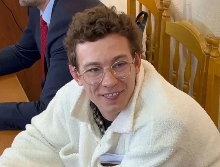 Новосибирский актер Кологривый устроил скандал в минском баре в День отца